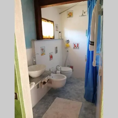 La Casetta Di Molly Tra Ulivi E Roseto Casa de Férias *